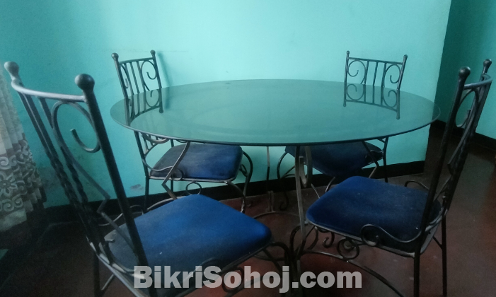 Dinning table